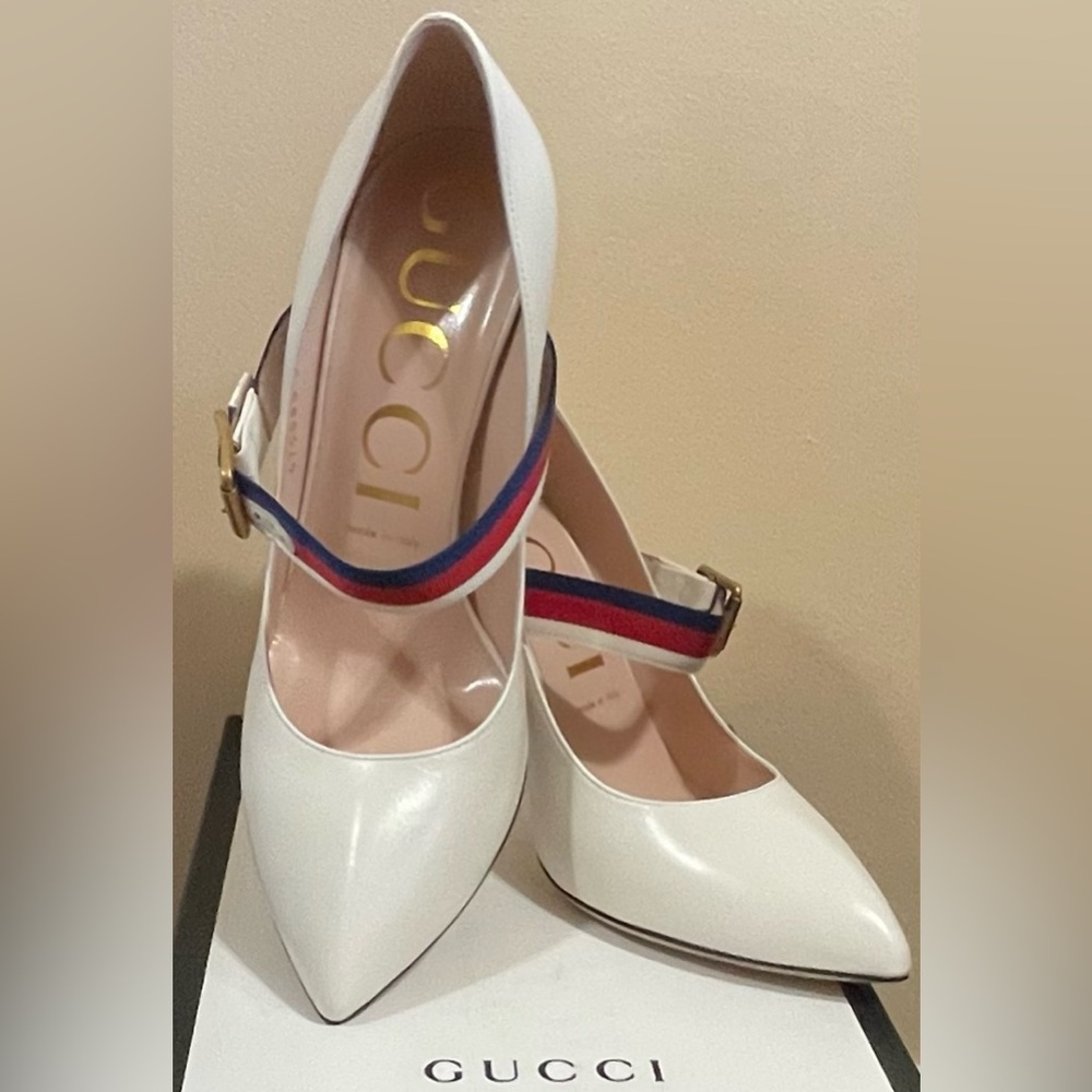 NEW 39.5EU 8.5US Gucci Sylvie Mary Janes in Mystic White